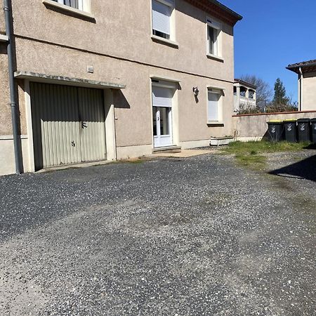 Appartement Tout Equipe 2 Chambres + Jardin Saix  Exterior foto